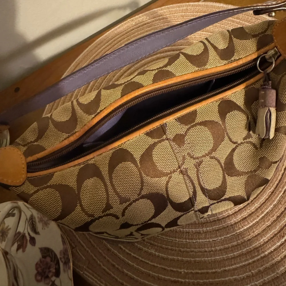 Vintage Y2K Coach Signature logo Mini Purple Suede Baguette shoulder bag